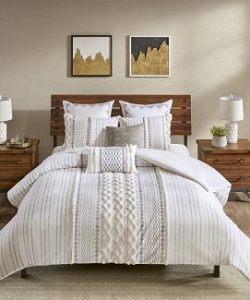 Farmhouse Duvet Covers and Coverlets